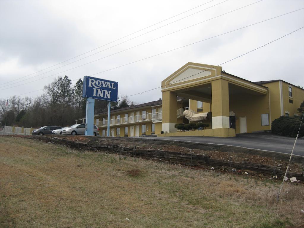 Royal Inn Спарта Екстер'єр фото