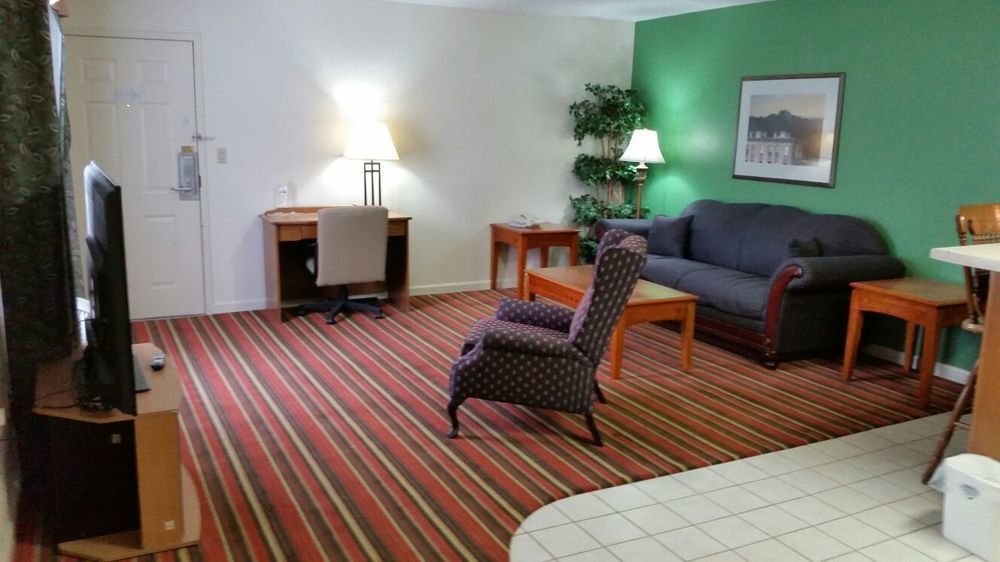 Royal Inn Спарта Екстер'єр фото